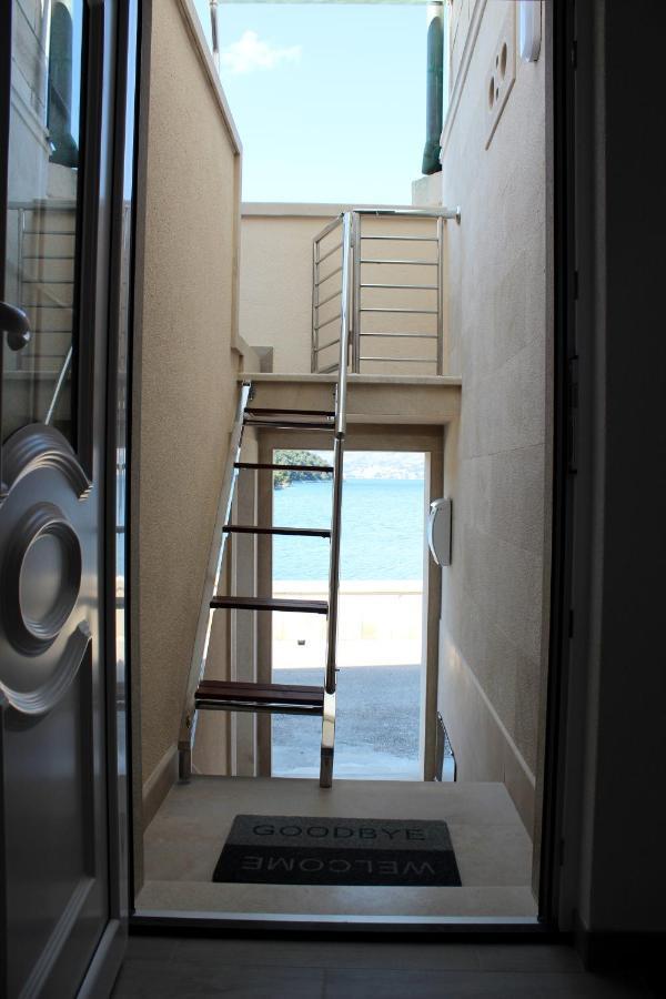 The View Apartamento Pucisca Exterior foto